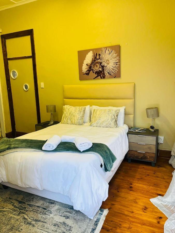 St Eve Lodge & Spa Блумфонтейн Экстерьер фото
